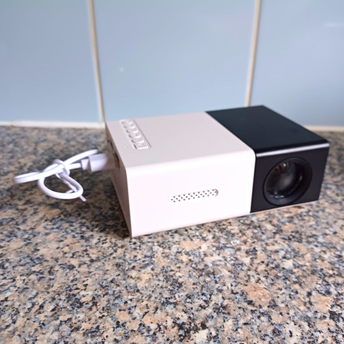 Mini desktop projector - mini,