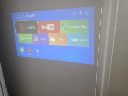 Portable mini smart projector - mini,